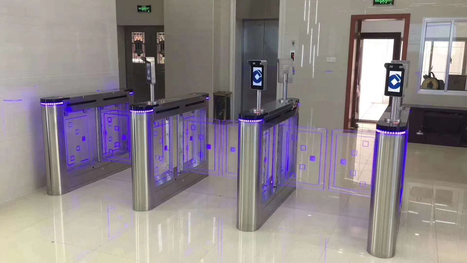 人臉識別通道系統
